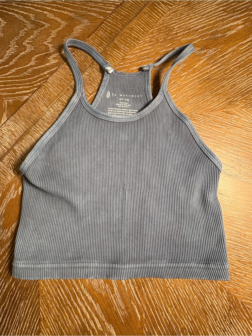 SOLD Free People FP Movement Throw
Tank Bundle Of 4 Size M/L A169 - Picture 5 of 9